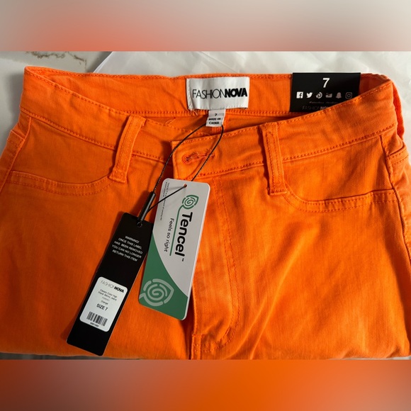 🆕BNWT size 7 high waist orange skinny jeans Fashion Nova s - Picture 2 of 6